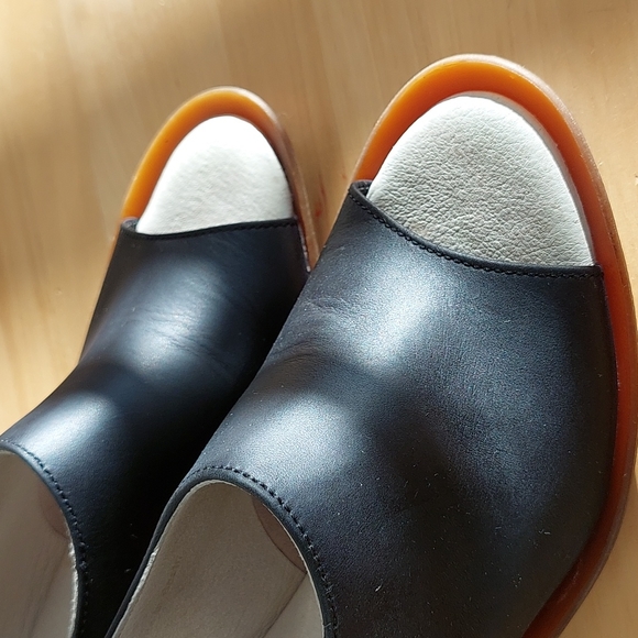 EL Naturalista black leather shoes - Picture 11 of 15